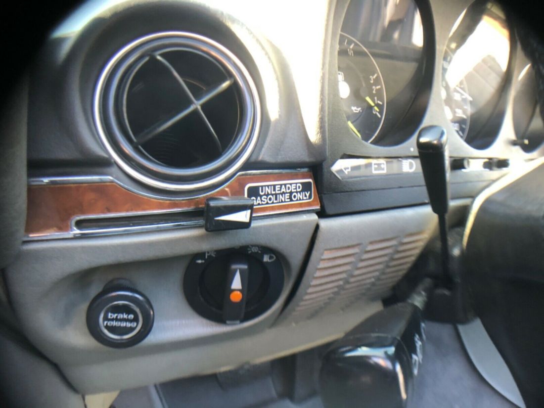 1985 Mercedes-Benz SL-Class 380SL R107 Roadster Convertible - photo 6