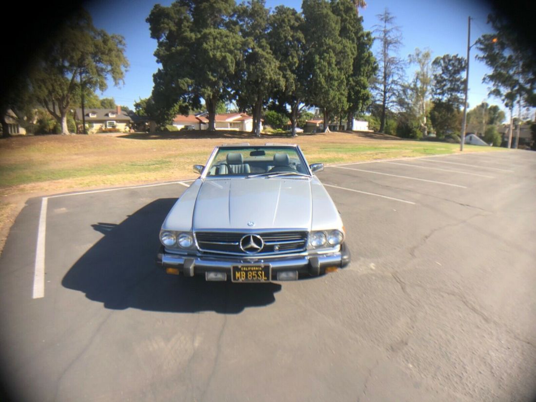 1985 Mercedes-Benz SL-Class 380SL R107 Roadster Convertible - photo 7