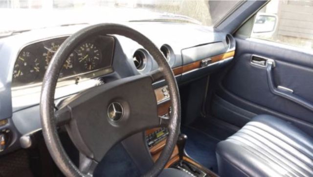 1985 Mercedes-Benz 300-Series - photo 3