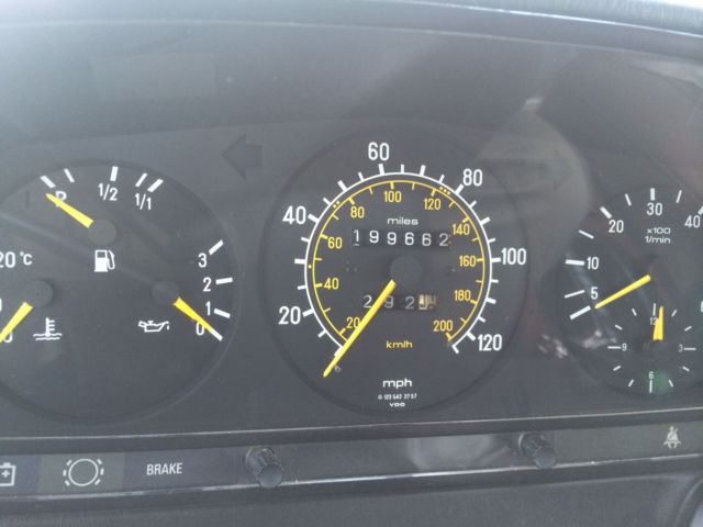 1985 Lincoln Town Car - photo 6