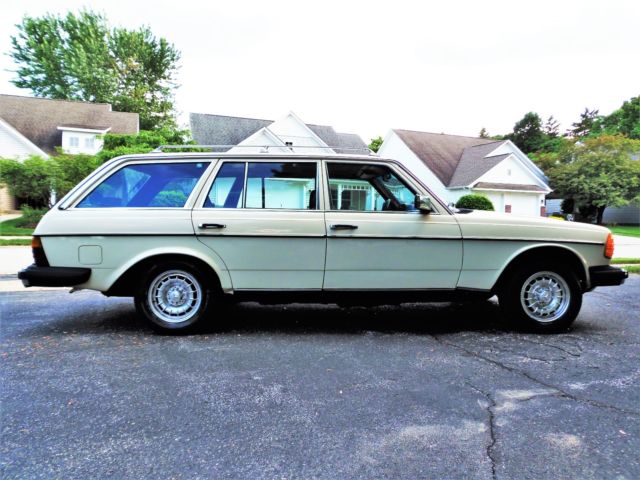 1985 Mercedes-Benz 300-Series ULTRA RARE*SURVIVOR*NO RESERVE* - photo 10
