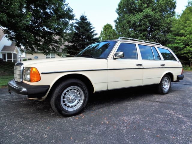 1985 Mercedes-Benz 300-Series ULTRA RARE*SURVIVOR*NO RESERVE* - photo 2