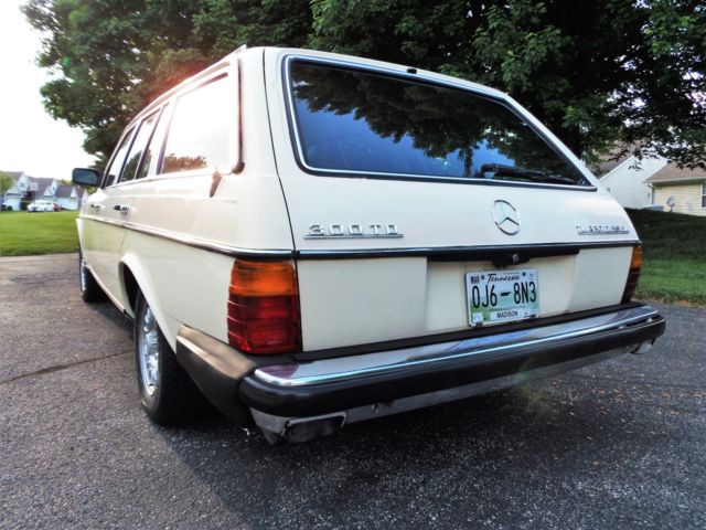 1985 Mercedes-Benz 300-Series ULTRA RARE*SURVIVOR*NO RESERVE* - photo 6