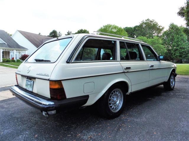 1985 Mercedes-Benz 300-Series ULTRA RARE*SURVIVOR*NO RESERVE* - photo 8