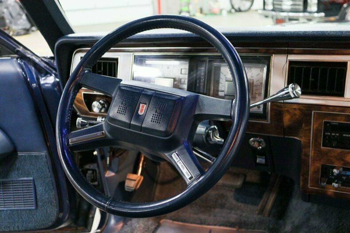 1985 Mercury Grand Marquis - photo 12