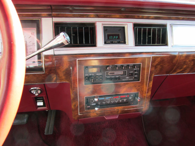 1985 Mercury Grand Marquis LS Sedan 4-Door - photo 10