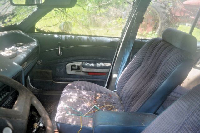 1985 Mercury 61 - photo 9