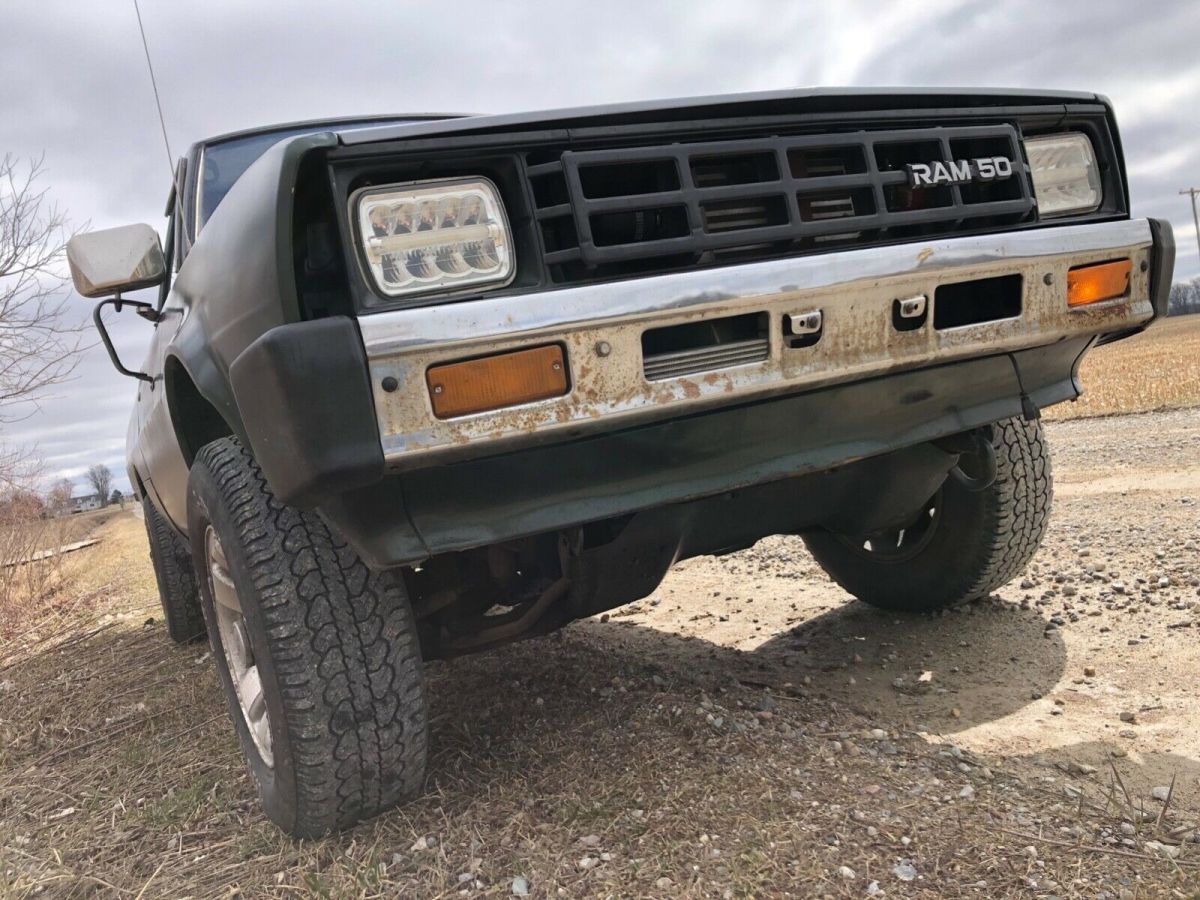 1985 Mitsubishi Mighty Max SP - photo 6