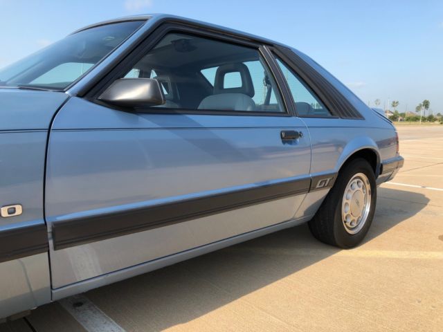 1985 Ford Mustang GT 5.0 - photo 5