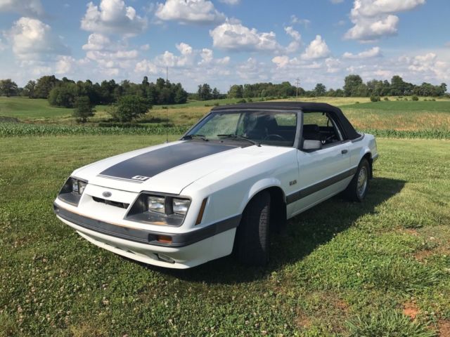 1985 mustang GT convertable 1985 Ford Mustang GT
