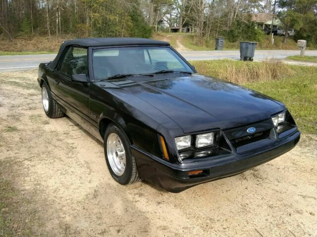 1985 Ford Mustang GT - photo 11