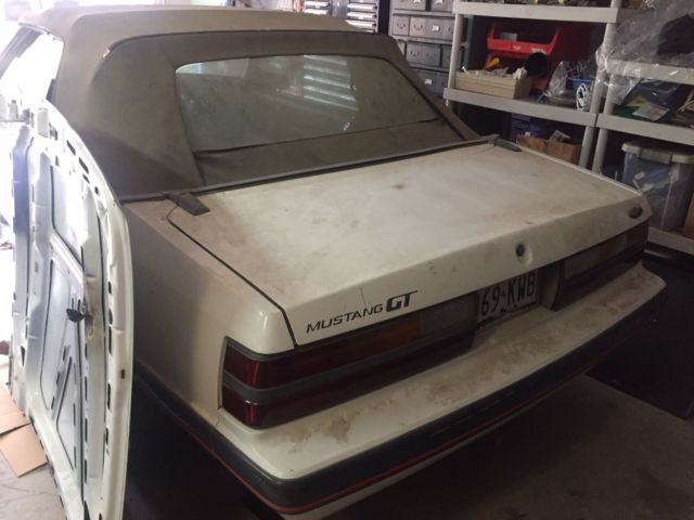 1985 Ford Mustang - photo 4