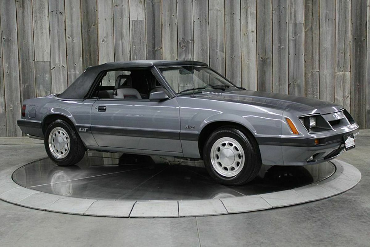 1985 Ford Mustang GT Original 7k Miles 5spd Manual Conv Like New - photo 5