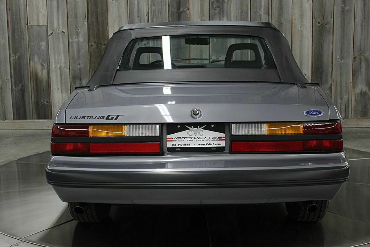 1985 Ford Mustang GT Original 7k Miles 5spd Manual Conv Like New - photo 9