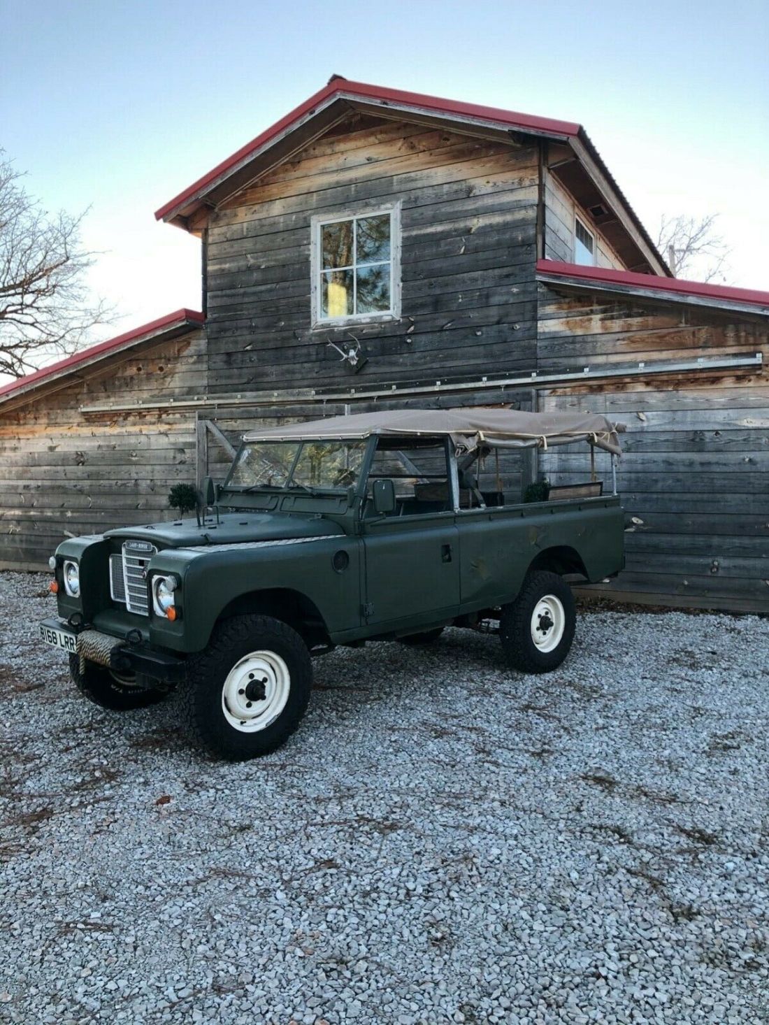 1985 (Nineteen Eighty-five) Land Rover Defender 1980 Land Rover Defender