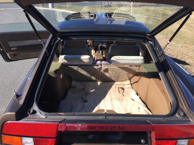 1985 Nissan 300ZX 2+2 - photo 3