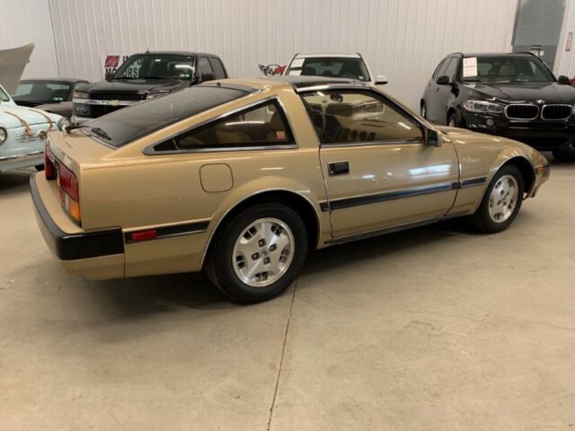 1985 Nissan 300ZX -- - photo 10