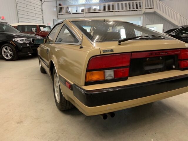 1985 Nissan 300ZX -- - photo 13