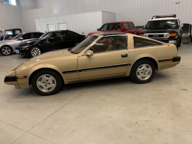 1985 Nissan 300ZX -- - photo 3