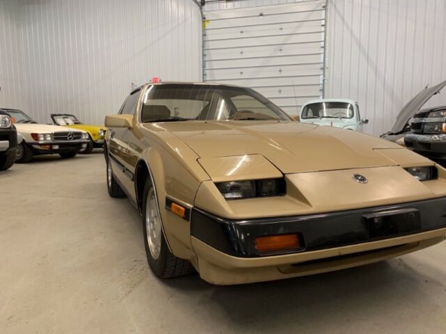 1985 Nissan 300ZX -- - photo 7