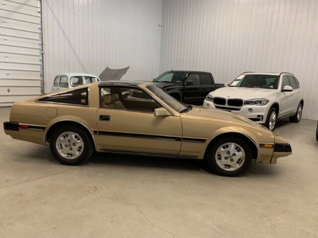 1985 Nissan 300ZX -- - photo 9