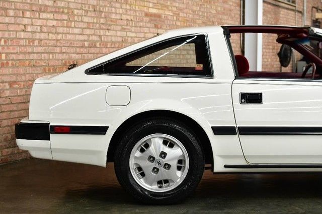 1985 Nissan 300ZX COUPE 2+2 SEATS 5-SPEED MANUAL RED CLOTH POWER WIN - photo 10