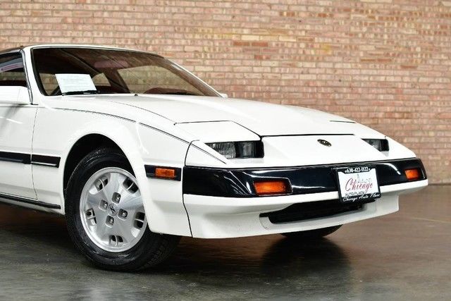 1985 Nissan 300ZX COUPE 2+2 SEATS 5-SPEED MANUAL RED CLOTH POWER WIN - photo 2