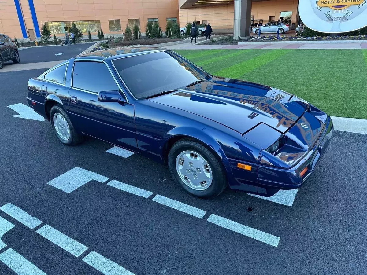 1985 Nissan 300ZX Purple 1985 Nissan 300ZX
