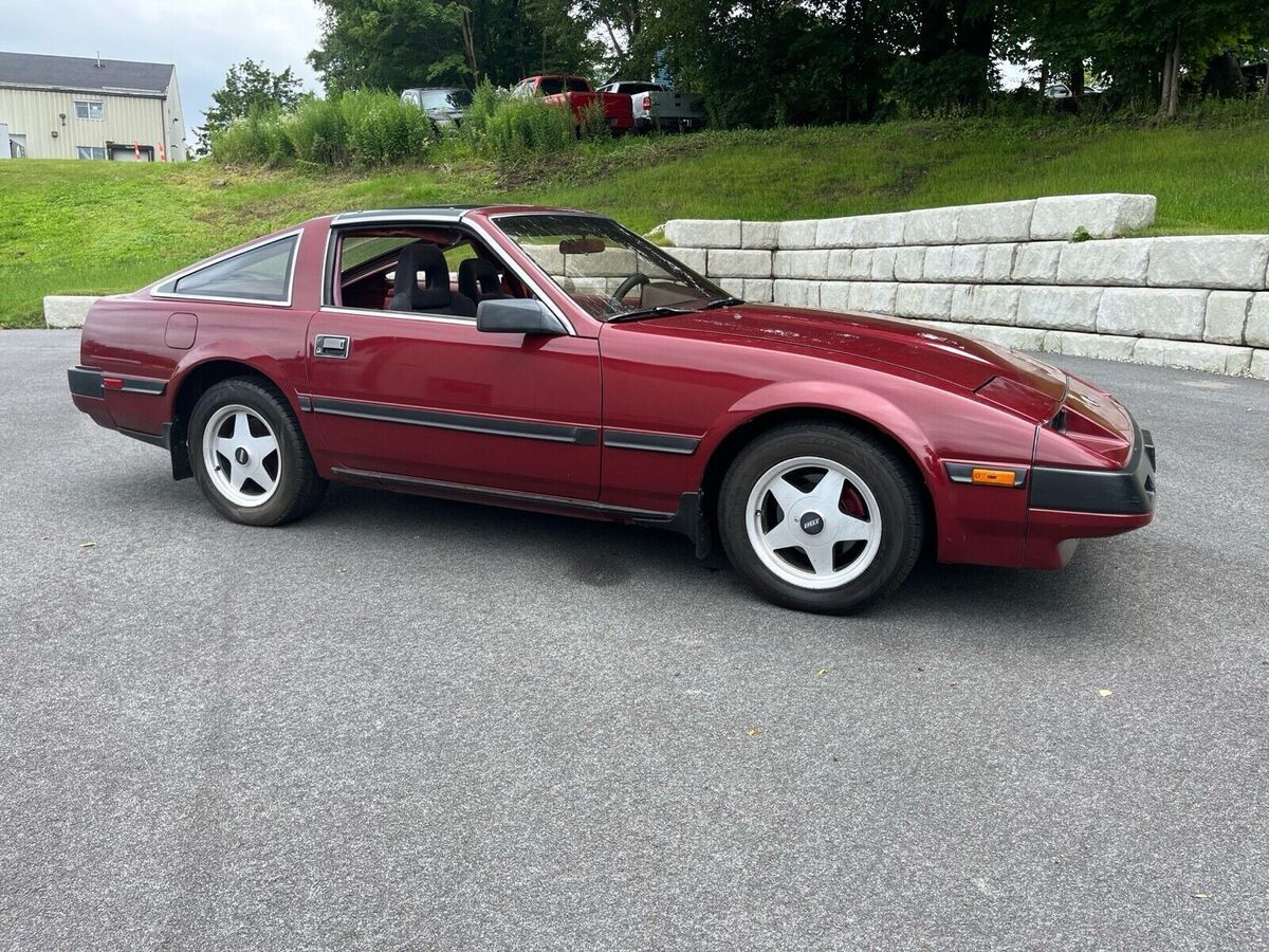 1985 Nissan 300ZX Red RWD Automatic 1985 Nissan 300ZX