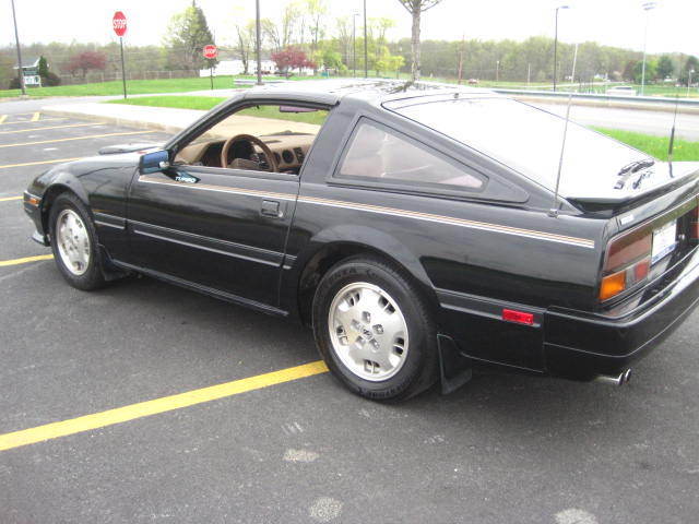 1985 Nissan 300ZX Base Coupe 2-Door - photo 2