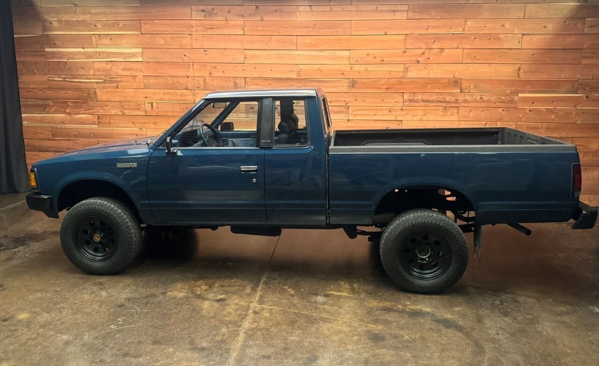 1985 Nissan 720 - photo 2