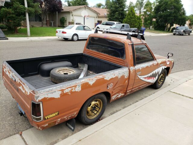 1985 Nissan Other Pickups - photo 2