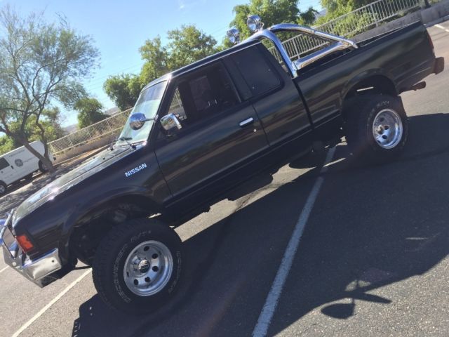1985 Nissan Other Pickups ST (Sport Truck) - photo 2