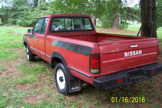 1985 Nissan Other Pickups NISSAN KING CAB ST 4X4 - photo 6