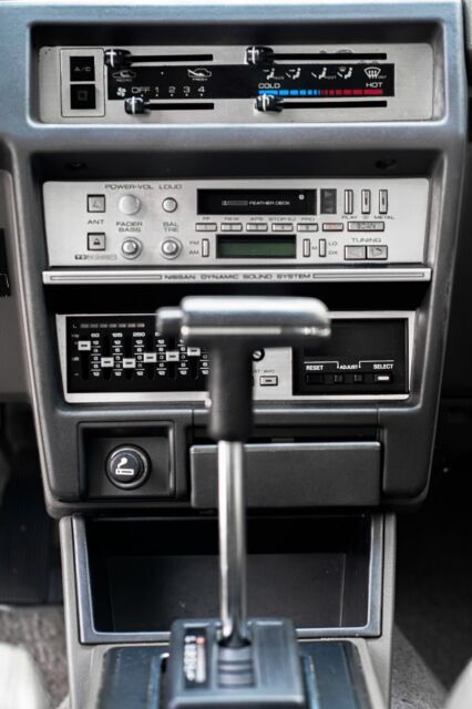 1985 Nissan Maxima - photo 10