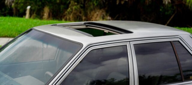 1985 Nissan Maxima - photo 11