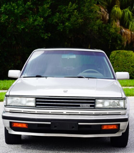 1985 Nissan Maxima - photo 2