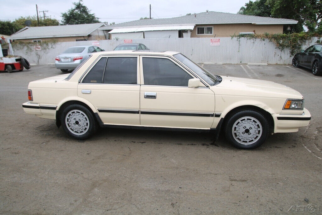 1985 Nissan Maxima GL - photo 7