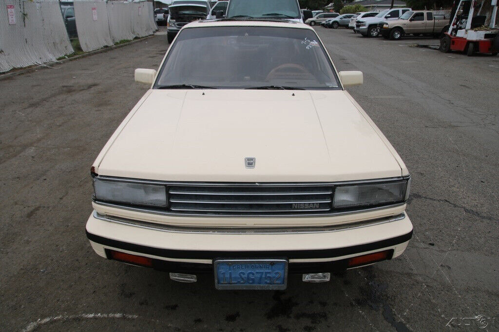 1985 Nissan Maxima GL - photo 9