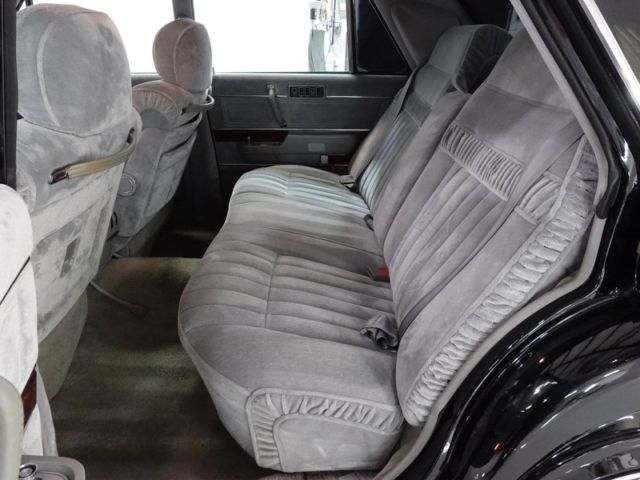 1985 Nissan President Sovereign VIP Luxury Sedan - photo 9