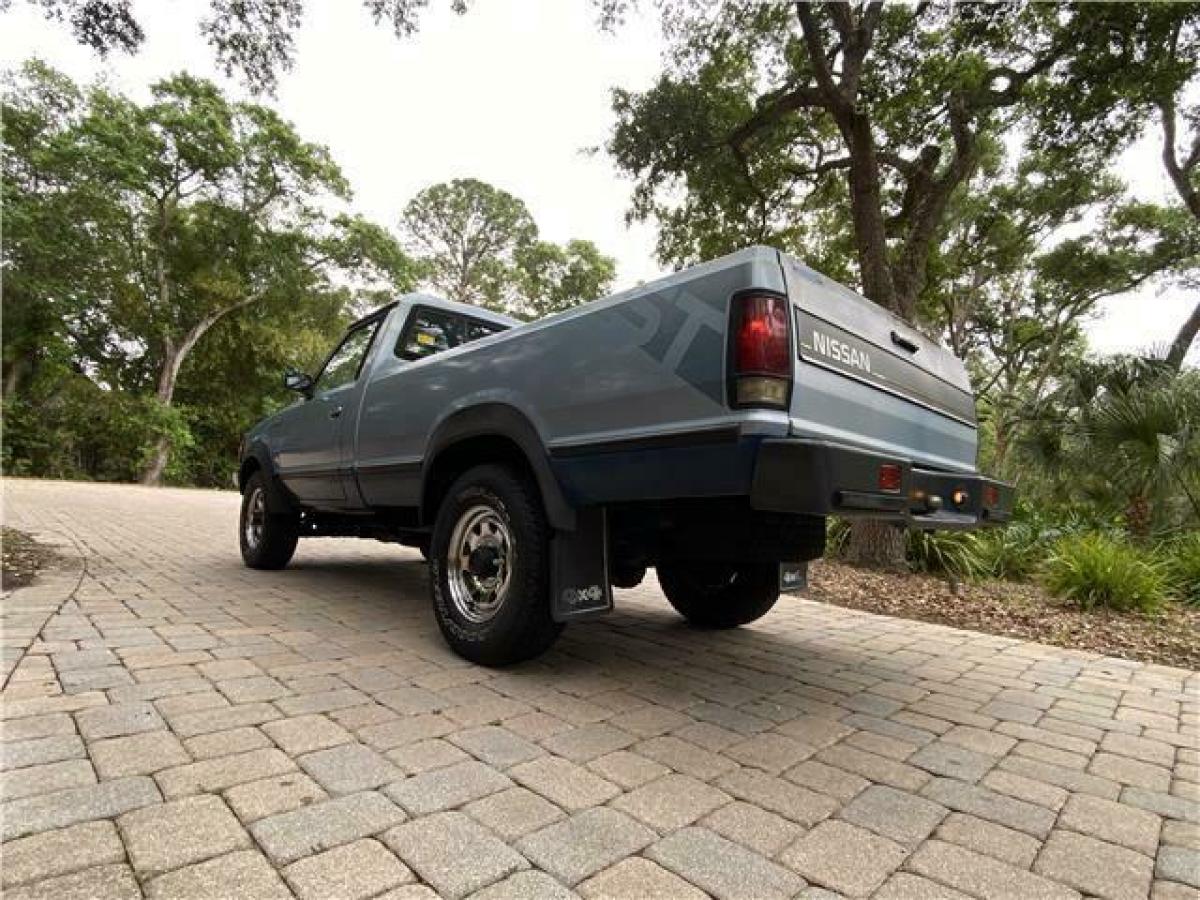 1985 Nissan Other Pickups - photo 5