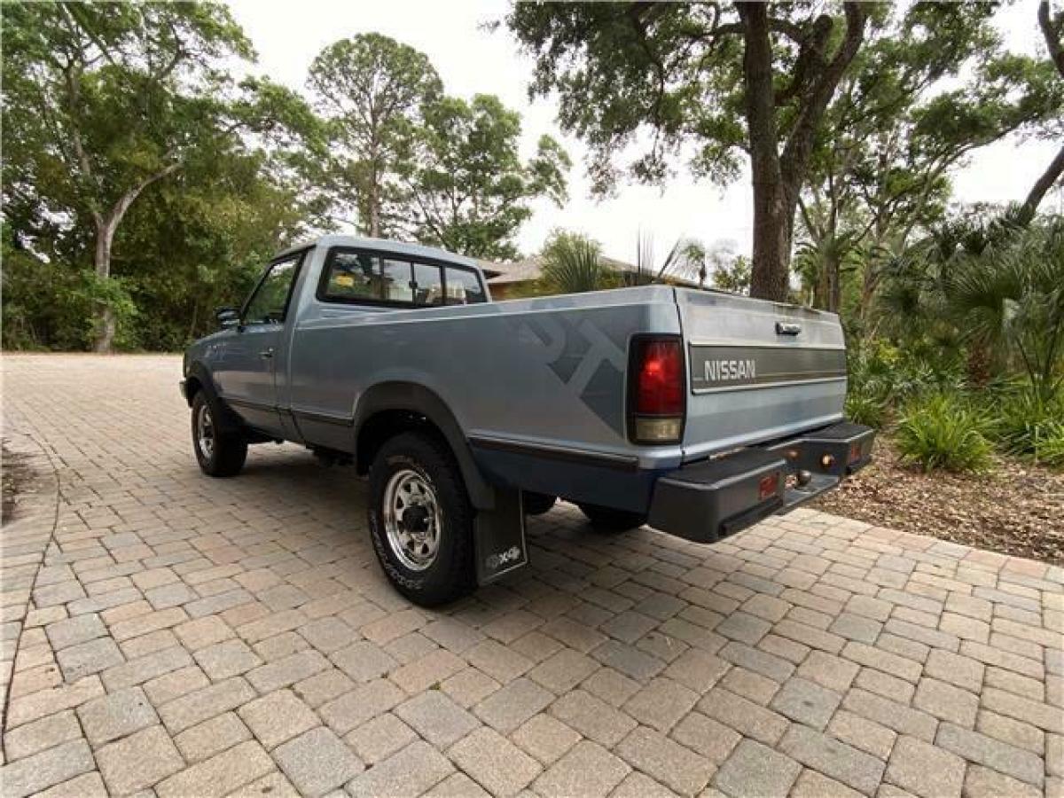 1985 Nissan Other Pickups - photo 6