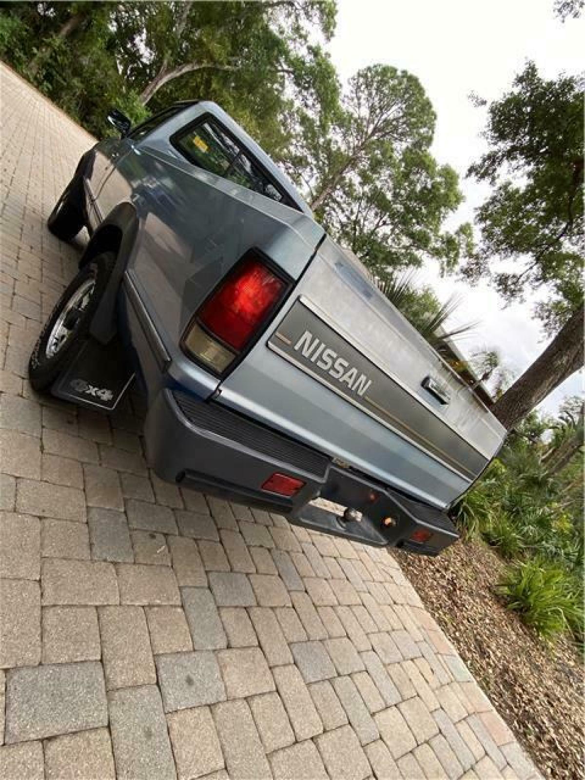 1985 Nissan Other Pickups - photo 7
