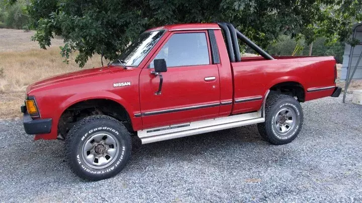 1985 Nissan/Datsun 720 4x4 4-Cylinder 'Z' Engine, 5-Speed Pickup Truck 1985 Nissan Other Pickups