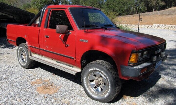1985 Nissan Other Pickups - photo 2