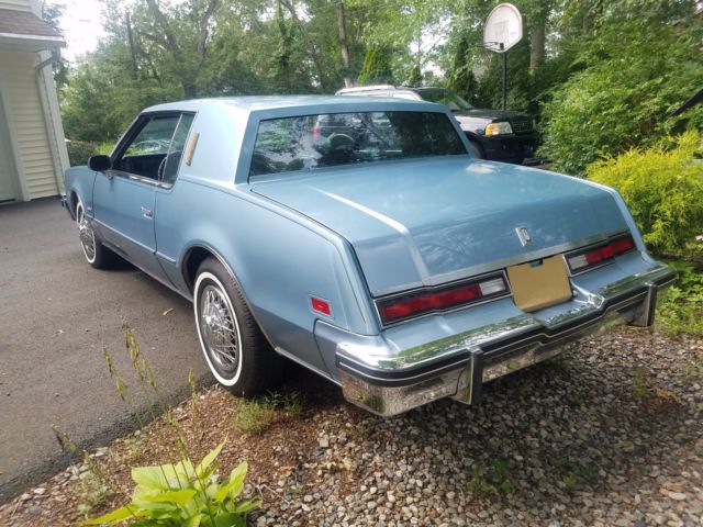 1985 Oldsmobile Toronado Base - photo 3