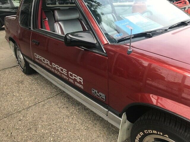 1985 Oldsmobile Cutlass pace car - photo 10