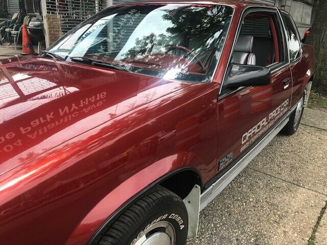 1985 Oldsmobile Cutlass pace car - photo 11