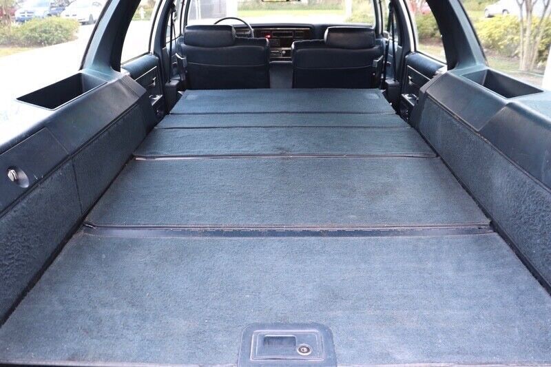 1985 Oldsmobile Custom Cruiser - photo 4