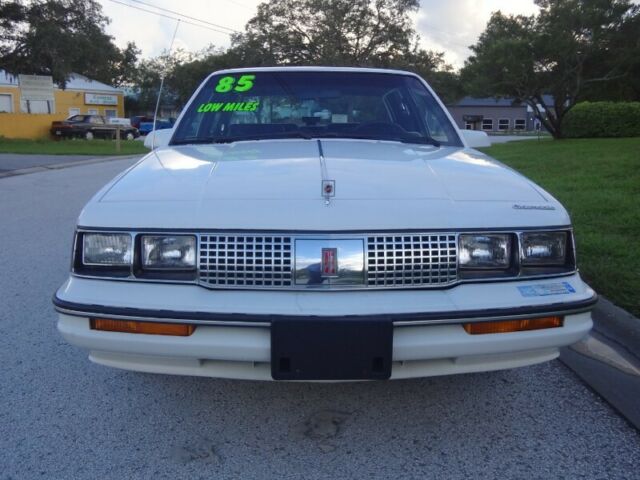 1985 Oldsmobile Cutlass Brougham Sedan - photo 4